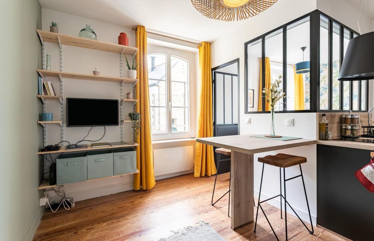 Appartement LUCELYNE - Beau T2 rénové - Plage à 400m - Au centre de Dinard Extérieur photo